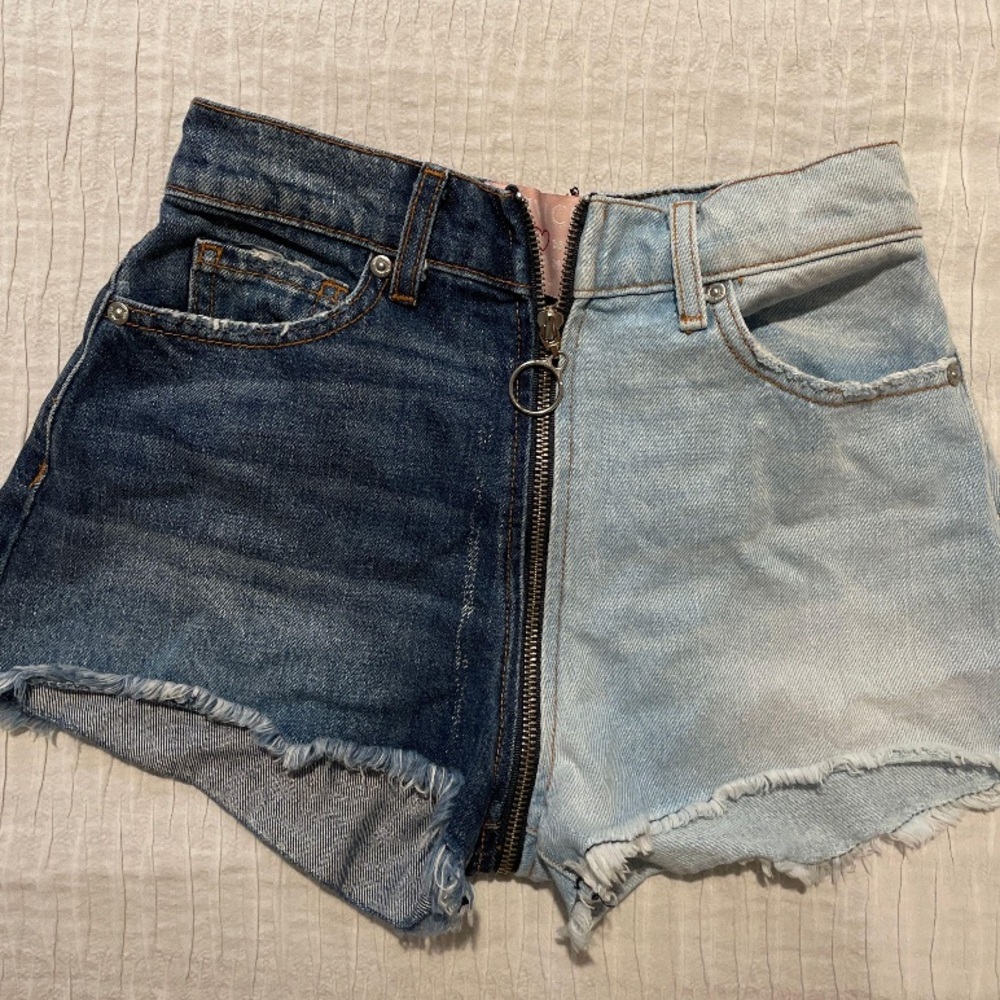 Revice Denim Yin Yang Shorts size 26